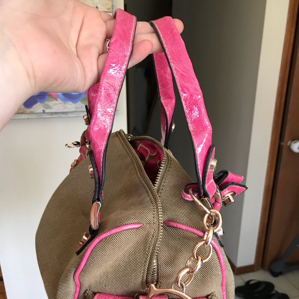 Guess purse - Picture 5 of 8
